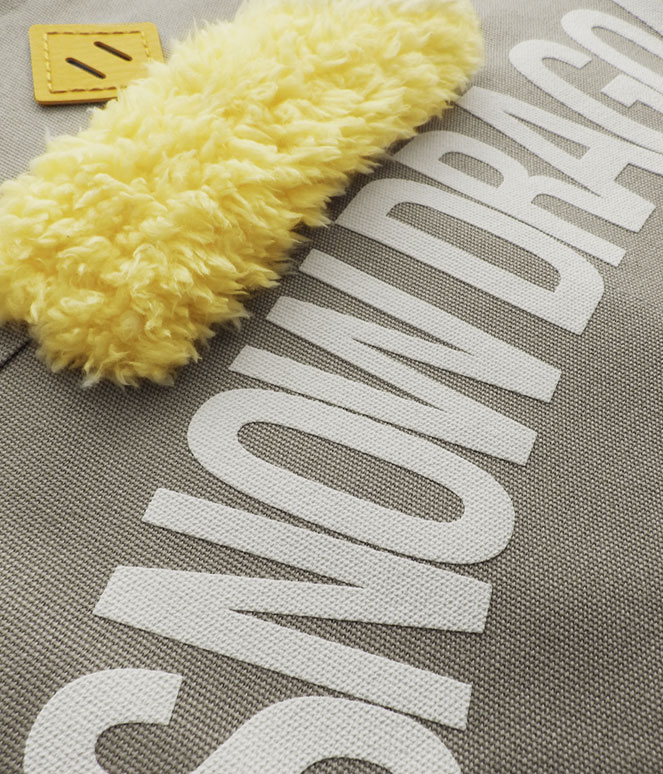 SNOW DRAGON REINS TOTE BAG